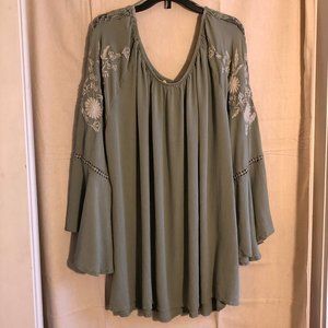 Sweet Magnolia Sage Green Boho Crinkle Flutter Sleeve Blouse Sz XL